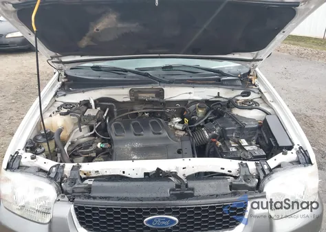 2003 Ford Escape Xlt from USA, damaged, VIN 1FMCU03193KB78578